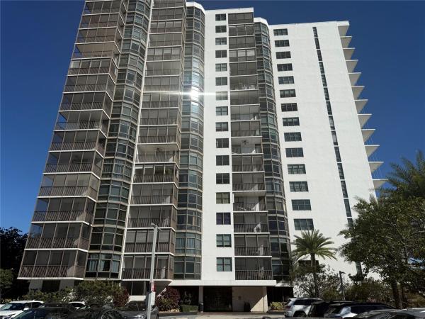 3375 N Country Club Dr #1005, Aventura, Florida 33180, image 1