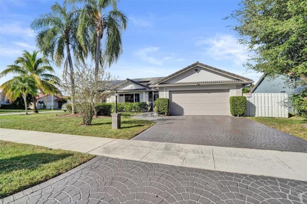 Royal Springs South, 7909 NW 19th St, Margate, Florida 33063, image 1