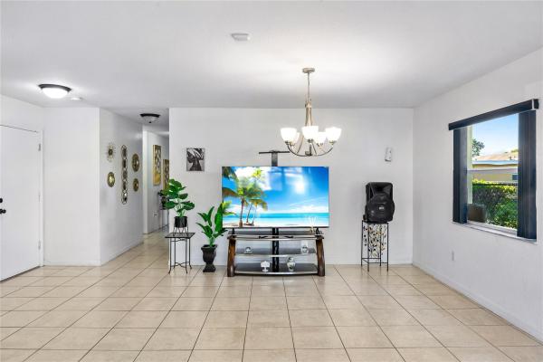 Sunshine Villas, 5408 NW 18th Pl, Lauderhill, Florida 33313, image 1