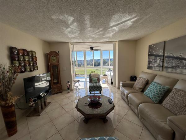 Palm Springs 2, 1470 NW 80th Ave #401, Margate, Florida 33063, image 1