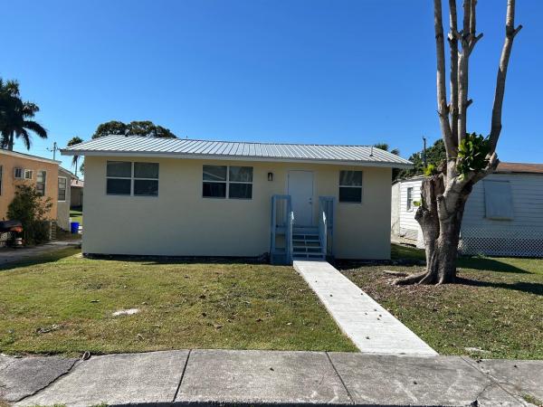 Pahokee No HOA, 371 Banyan Ave, Pahokee, Florida 33476, image 1