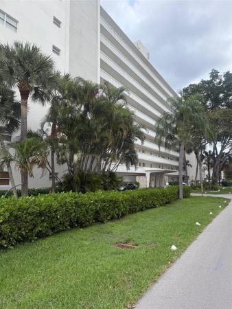 Horizon House, 2555 NE 11th St #502, Fort Lauderdale, Florida 33304, image 1