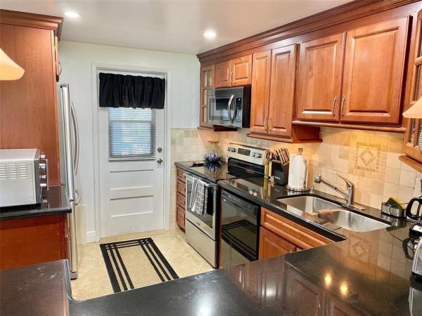 Palm-Aire Country Club 2, 2681 S Course Dr #201, Pompano Beach, Florida 33069, image 1