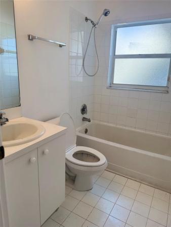 Pine Bay, 9064 NW 54th St, Sunrise, Florida 33351, image 2