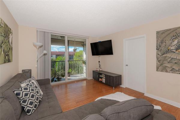 Cross Fox, 5300 NE 24th Ter #512C, Fort Lauderdale, Florida 33308, image 1