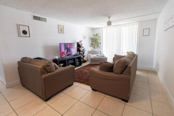1810 N Lauderdale Ave #2102, Tamarac, Florida 33068, image 1