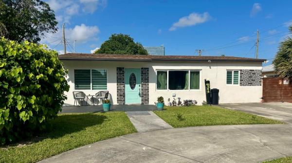 Collier Estates, 561 NE 61st St, Oakland Park, Florida 33334, image 1