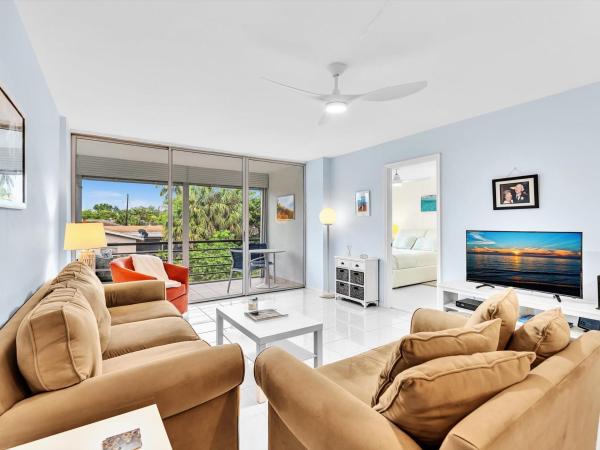 Royal Park, 109 Royal Park Dr #2F, Oakland Park, Florida 33309, image 1