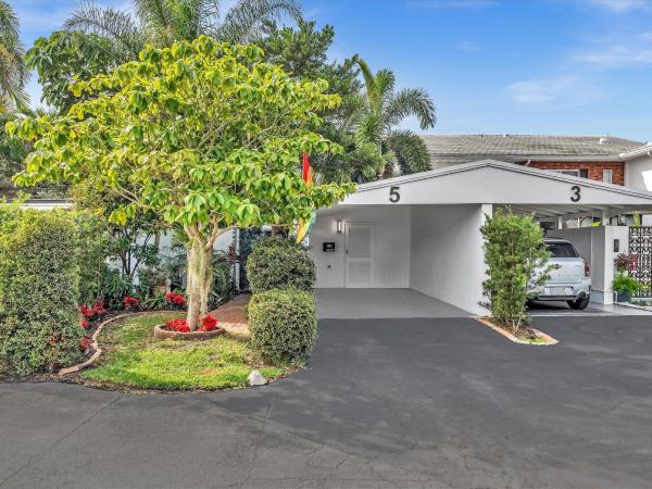 Townhouse Isles, 5 Middlesex Dr #5, Wilton Manors, Florida 33305, image 1