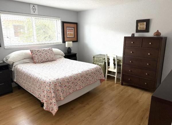 Du Barry, 2715 NE 49th St #205, Fort Lauderdale, Florida 33308, image 1