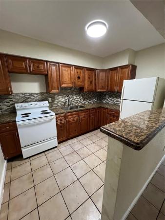 Melrose Park, 418 E Evanston Cir, Fort Lauderdale, Florida 33312, image 1
