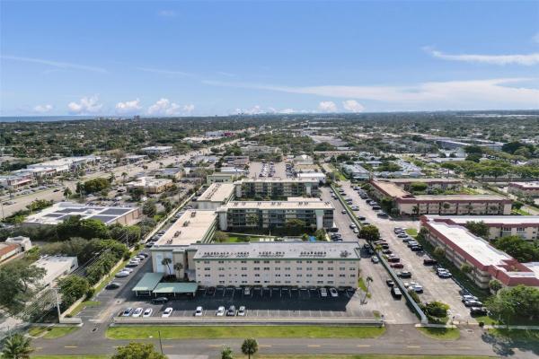 Hampton Gardens, 804 SE 7th St #106D, Deerfield Beach, Florida 33441, image 1