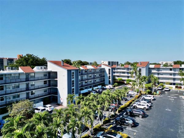 Deauville Village, 6675 S Oriole Blvd #3060, Delray Beach, Florida 33446, image 1