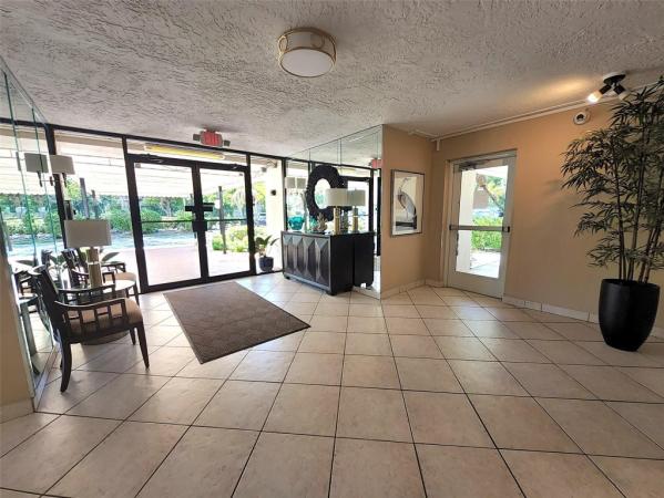 Palm-Aire Country Club 3, 3151 S Palm Aire Dr #107, Pompano Beach, Florida 33069, image 1