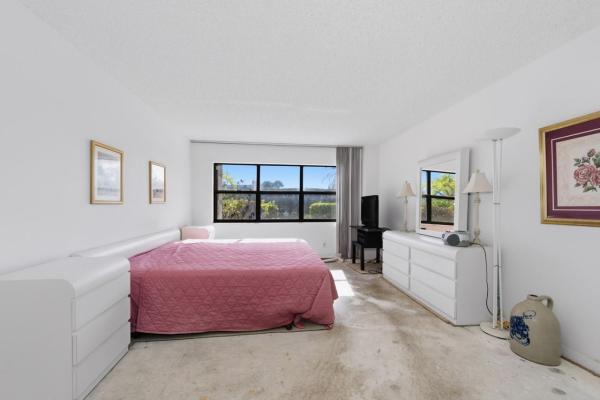 Sea Ranch Club C, 4900 N Ocean Blvd #303, Lauderdale By The Sea, Florida 33308, image 1