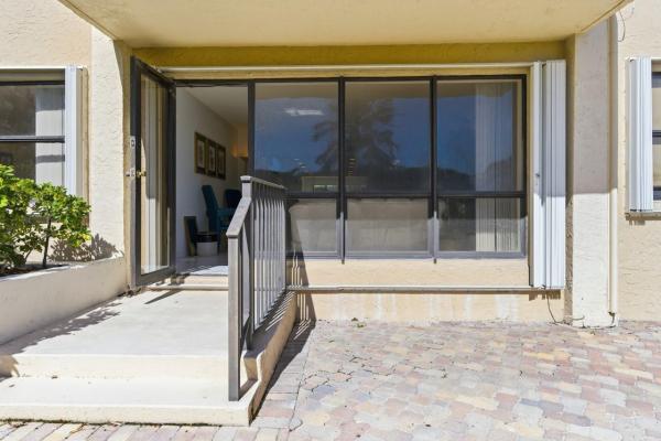 Sea Ranch Club C, 4900 N Ocean Blvd #303, Lauderdale By The Sea, Florida 33308, image 2