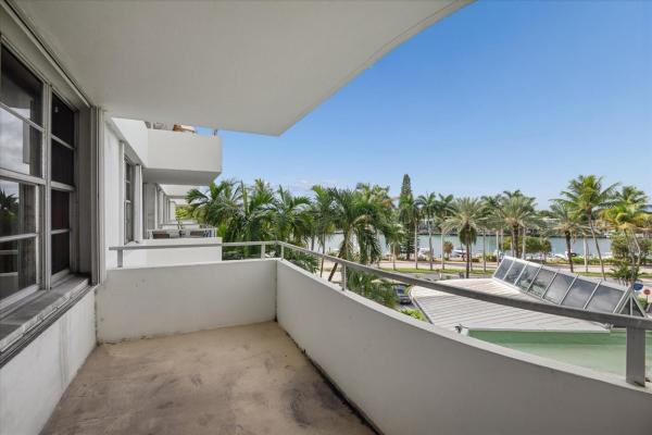 Seacoast 5151, 5151 Collins Ave #520, Miami Beach, Florida 33140, image 1