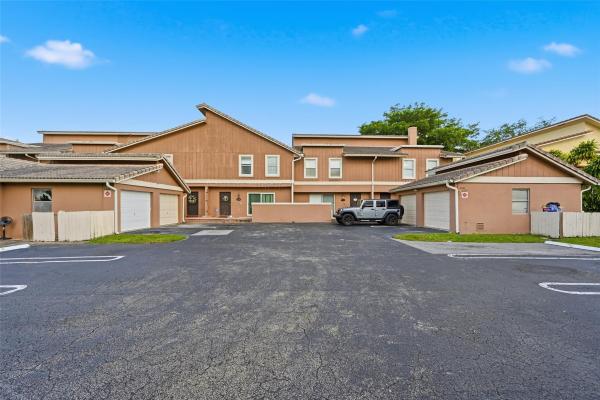 Deer Run Springs, 4337 Coral Springs Dr #1H, Coral Springs, Florida 33065, image 1