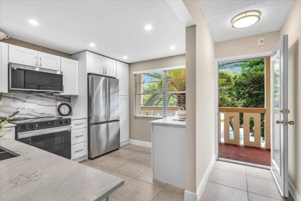 Lucaya Village, 2102 Lucaya Bnd #K2, Coconut Creek, Florida 33066, image 1