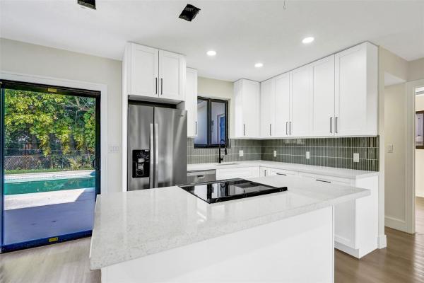 Miramar Tropical, 2331 Nassau Dr, Miramar, Florida 33023, image 3