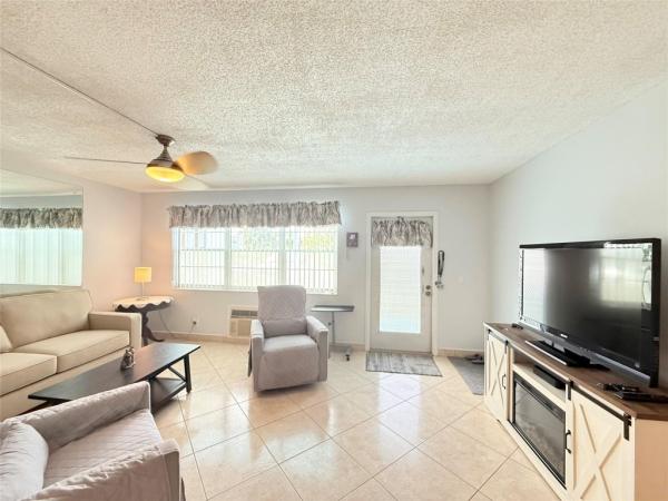 Markham, 53 Markham C, Deerfield Beach, Florida 33442, image 1
