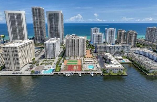 Prince George, 1865 S Ocean Dr #17H, Hallandale Beach, Florida 33009, image 1