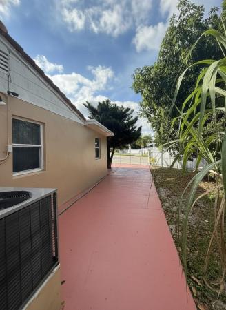Norwood, 691 NW 187th St, Miami Gardens, Florida 33169, image 2