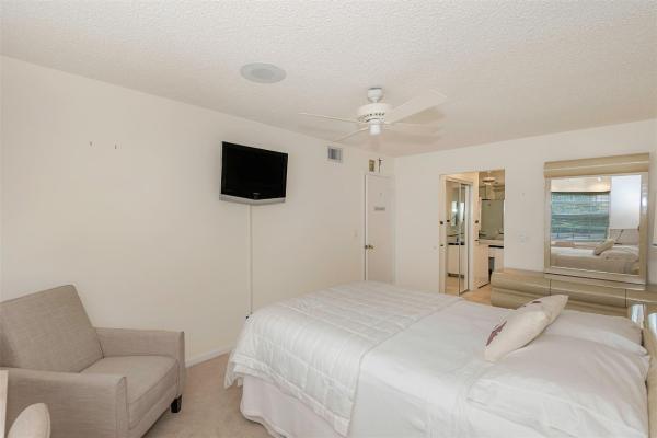 Bay Colony Club, 6529 Bay Club Dr #4, Fort Lauderdale, Florida 33308, image 1