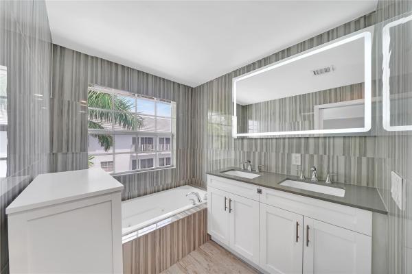 Palm Island Villas, 2725 NE 8th Ave #113, Wilton Manors, Florida 33334, image 1