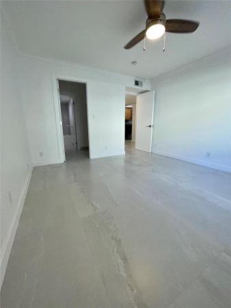 Pine Crest Village At Victoria Park, 1515 E Broward Blvd #124, Fort Lauderdale, Florida 33301, image 1