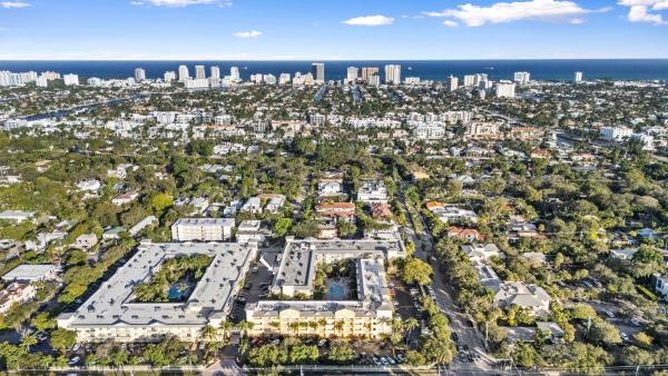 Pine Crest Village At Victoria Park, 1515 E Broward Blvd #124, Fort Lauderdale, Florida 33301, image 1