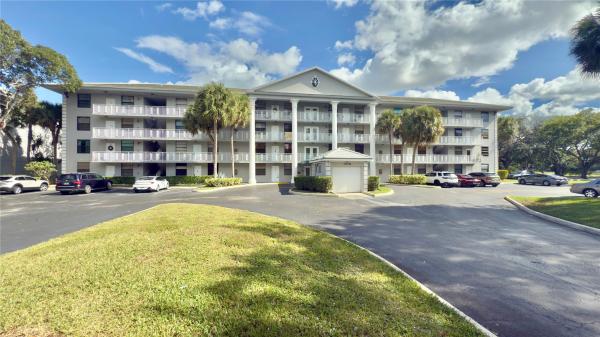 Whitehall Of Pine Island Ridge, 1516 Whitehall Dr #303, Davie, Florida 33324, image 1