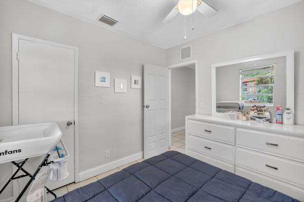 Lauderdale Manors, 1525 NW 14th Ct, Fort Lauderdale, Florida 33311, image 2
