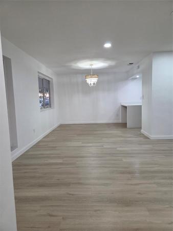 Boulevard Heights, 8571 NW 16th St, Pembroke Pines, Florida 33024, image 1