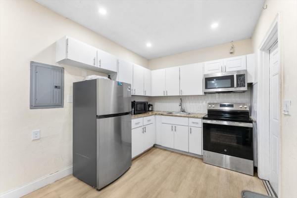 1928 Adams St, Hollywood, Florida 33020, image 1