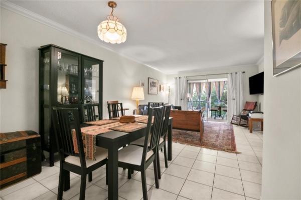 Coach House East & West, 2301 NE 14th Street Cswy #303-E, Pompano Beach, Florida 33062, image 1