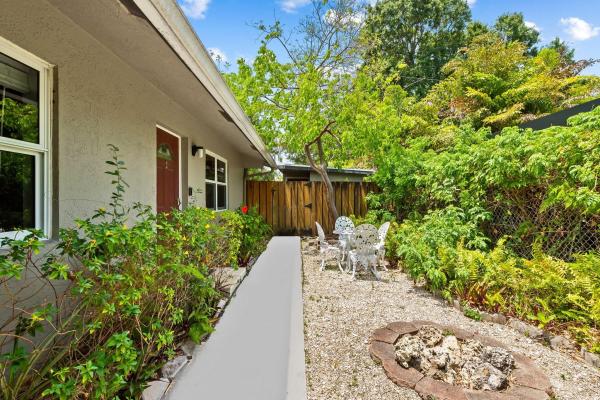 Lauderdale Pines, 615 SW 16th Ct #2N, Fort Lauderdale, Florida 33315, image 1