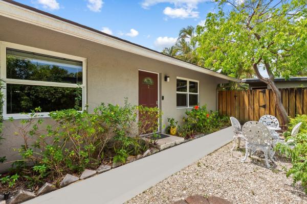 Lauderdale Pines, 615 SW 16th Ct #1-2, Fort Lauderdale, Florida 33315, image 2