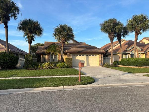 Cambridge At Aberdeen, 7011 Bitterbush Pl, Boynton Beach, Florida 33472, image 2