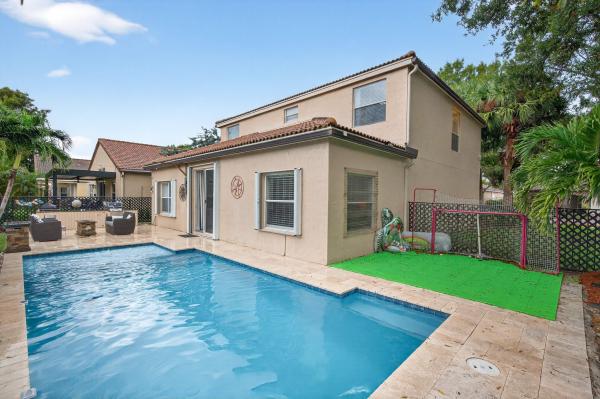 Victoria Isles, 5784 NW 49th Ln, Coconut Creek, Florida 33073, image 1