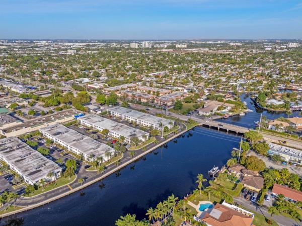 160 Cypress Club Dr #604, Fort Lauderdale, Florida 33060, image 1