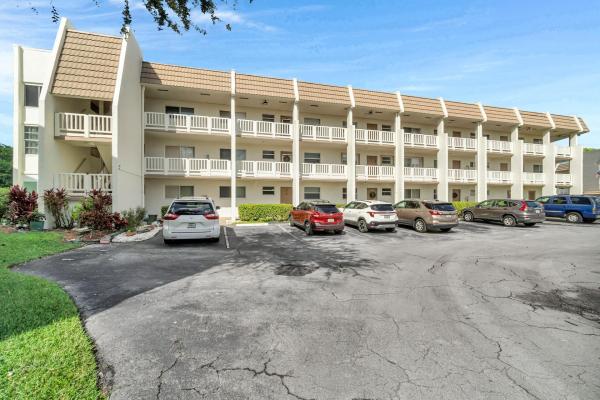 Royal Park Gardens 3, 6890 Royal Palm Blvd #203H, Margate, Florida 33063, image 1