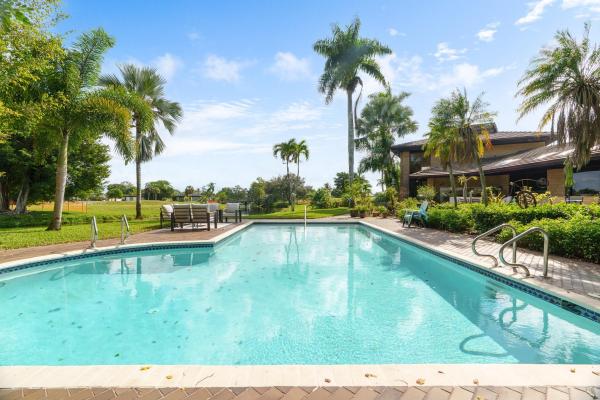 The Woodlands, 5300 White Oak Ln, Tamarac, Florida 33319, image 1