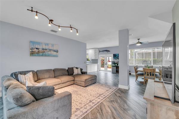 Vizcaya, 847 NW 127th Ave, Coral Springs, Florida 33071, image 1