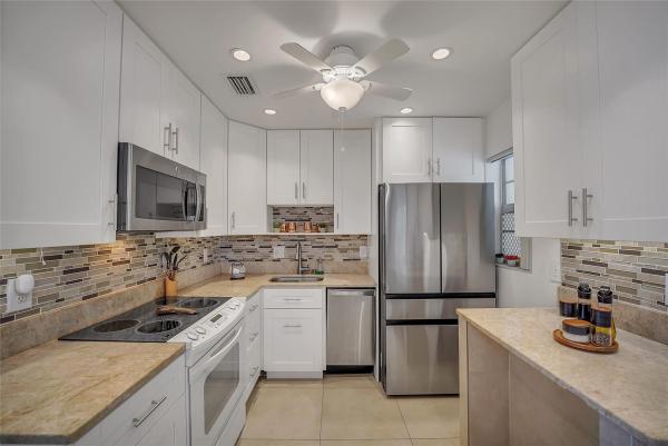 Golden Isles, 700 Layne Blvd #301, Hallandale Beach, Florida 33009, image 1