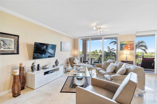 The Vue, 2011 N Ocean Blvd #403, Fort Lauderdale, Florida 33305, image 1