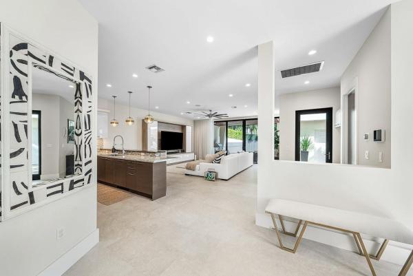 Livermore Estates, 1850 NE 26th Ave #B, Fort Lauderdale, Florida 33305, image 3