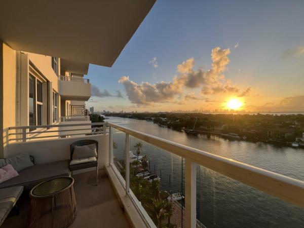 5600 Collins, 5600 Collins Ave #11P, Miami Beach, Florida 33140, image 1