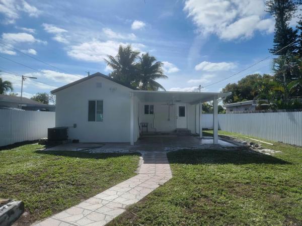 Hollywood Park, 2207 Taft St, Hollywood, Florida 33020, image 2