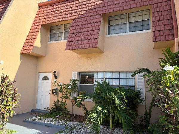 12 Meacham Ln #12, Tamarac, Florida 33319, image 1